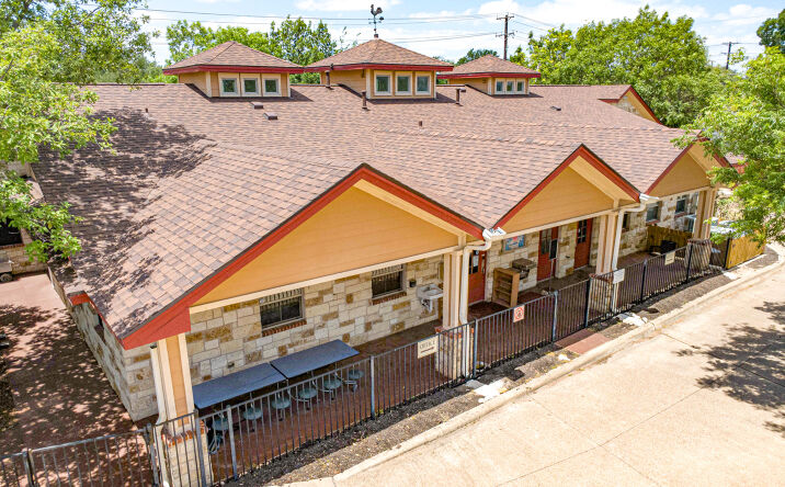 Pictures of Retail, Office, Business for Sale property located at 1818 Sylvia Lane, Round Rock, TX 78681 for sales - image #1
