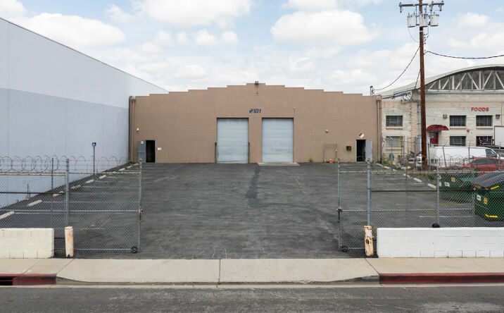 Pictures of Industrial property located at 2101 E 51ST ST, VERNON, CA 90058 for sales - image #1
