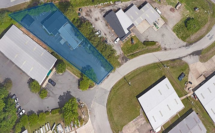Pictures of Industrial property located at 104 INDUSTRY DR, YORKTOWN, VA 23693-3521 for sales - image #1