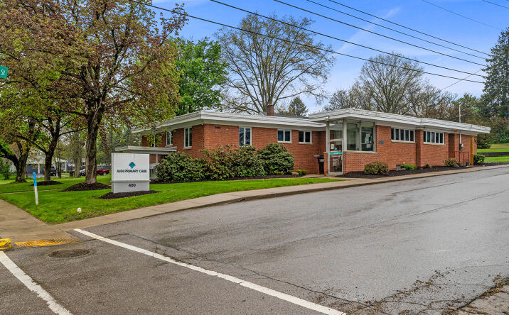Pictures of Office property located at 400 W BUTLER ST, MERCER, PA 16137-1090 for sales - image #1