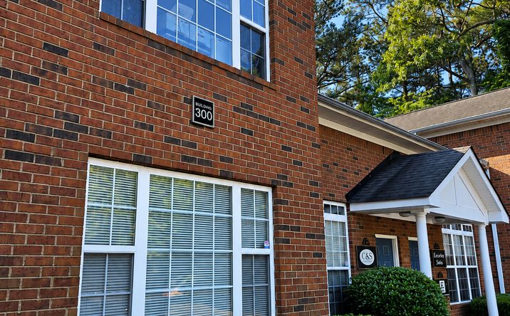 Pictures of Office property located at 4180 PROVIDENCE RD, MARIETTA, GA 30062-6186 for sales - image #1