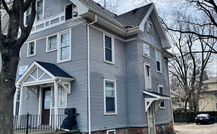 Pictures of Multifamily property located at 805 W Oregon Street, Urbana, IL 61801 for sales - image #1