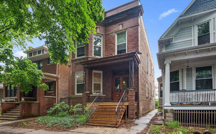 4734 N Artesian Avenue, Chicago
