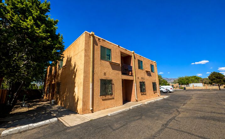 Pictures of Multifamily property located at 609 Mesilla Street Southeast, Albuquerque, NM 87108 for sales - image #1