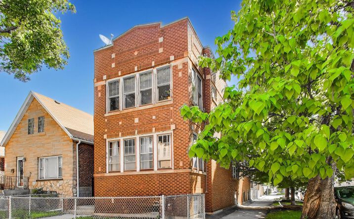 Pictures of Multifamily property located at 3559 S Seeley Avenue, Chicago, IL 60609 for sales - image #1