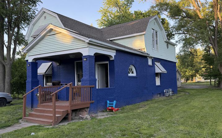 Pictures of Multifamily property located at 716 Robinson Street, Danville, IL 61832 for sales - image #1