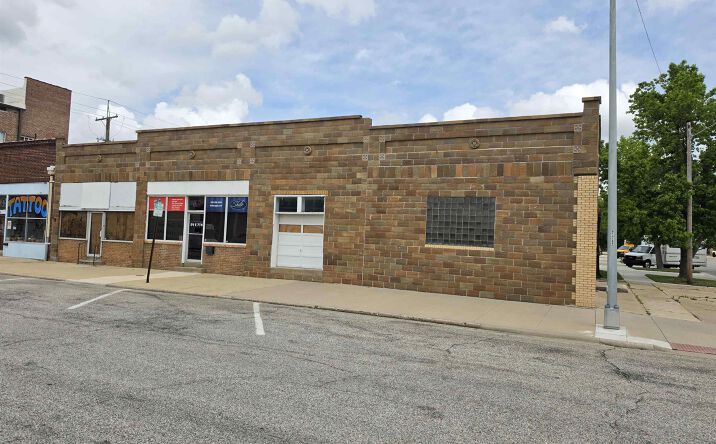 Pictures of Retail, Office, Industrial property located at 24 E 7th Ave #22 E 7th Ave, Emporia, KS 66801 for sales - image #1