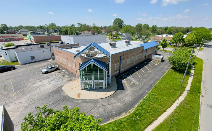 Pictures of Retail property located at 551 Dorr Street, Toledo, OH 43604 for sales - image #1