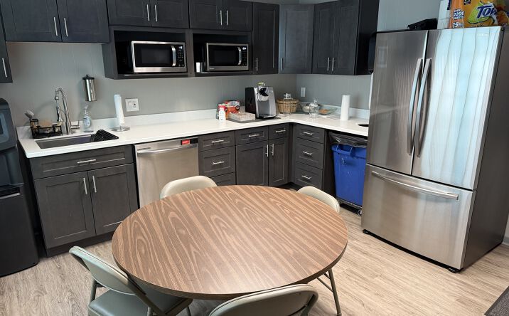 Pictures of Office property located at 916 Monmouth St, Newport, KY 41071 for sales - image #1