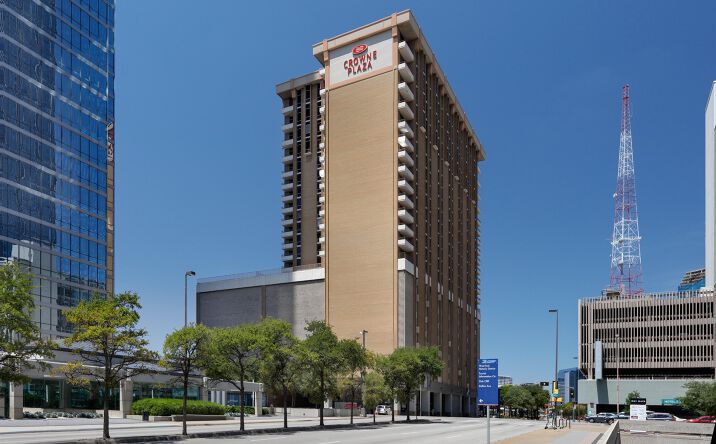 Pictures of Hospitality property located at 1015 ELM ST, DALLAS, TX 75202-3103 for sales - image #1