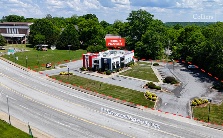 Pictures of Retail property located at 105 West Greenwood Street, Abbeville, SC 29620 for sales - image #1