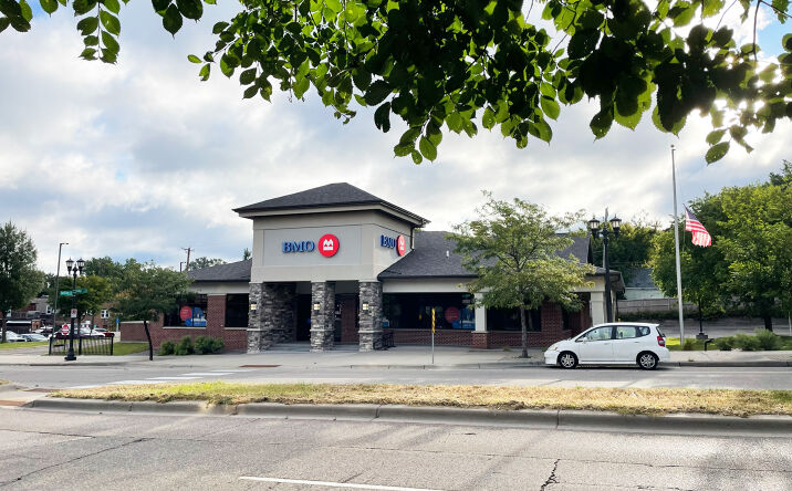 Pictures of Mixed Use property located at 522 SNELLING AVE S, SAINT PAUL, MN 55116-1501 for sales - image #1