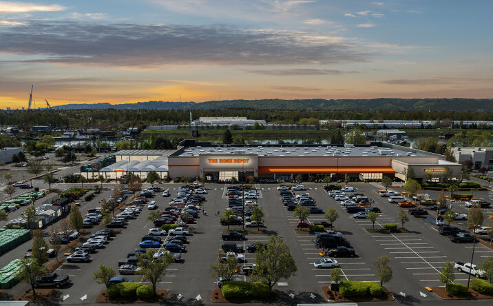 Pictures of Retail property located at 1728 North Tomahawk Island Drive, Portland, OR 97217 for sales - image #1