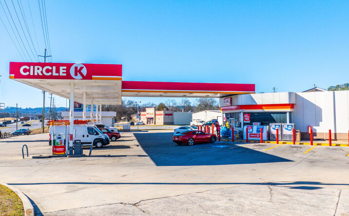 Pictures of Retail property located at 1205 West Meighan Boulevard, Gadsden, AL 35901 for sales - image #1