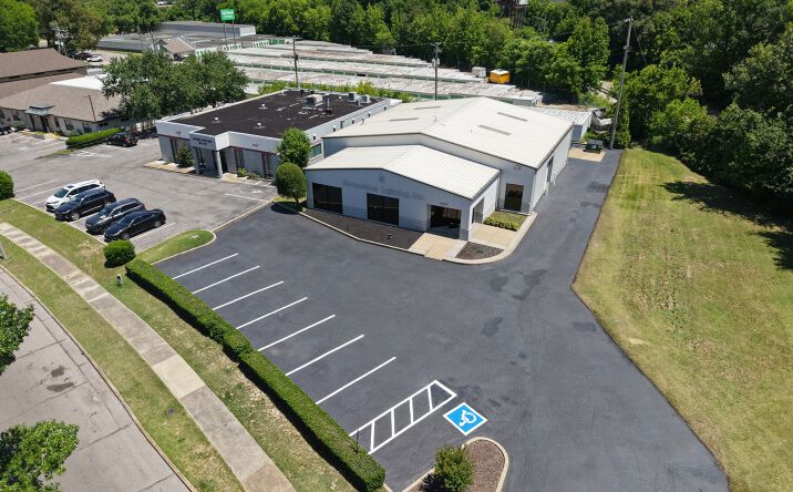 Pictures of Retail, Office, Industrial property located at 2635 Union Avenue Extended, Memphis, TN 38112 for sales - image #1