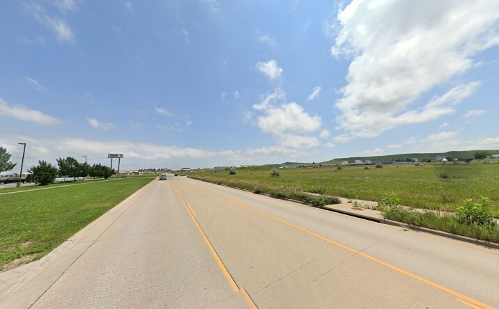 Pictures of Land property located at 2827 E MALL DR, RAPID CITY, SD 57701 for sales - image #1