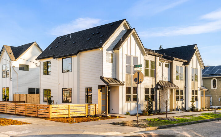 Pictures of Multifamily property located at 6205 Northeast Stanton Street, Portland, OR 97213 for sales - image #1
