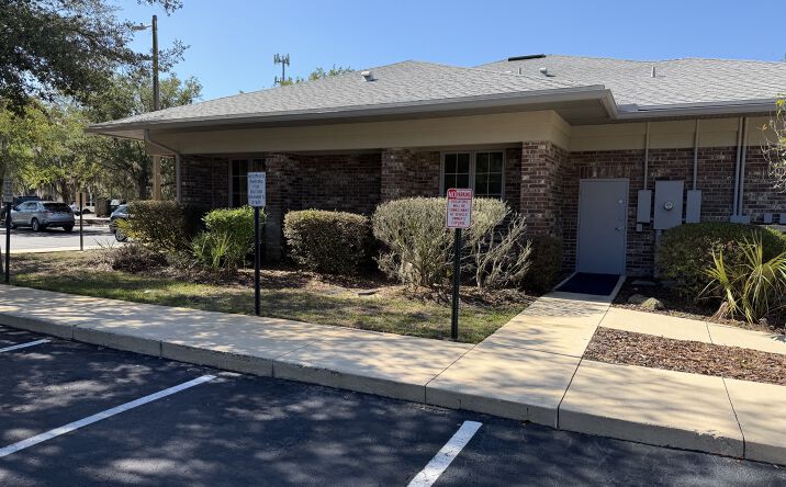 Pictures of Office property located at 1155 NW 64th Ter, Gainesville, FL 32605 for sales - image #1