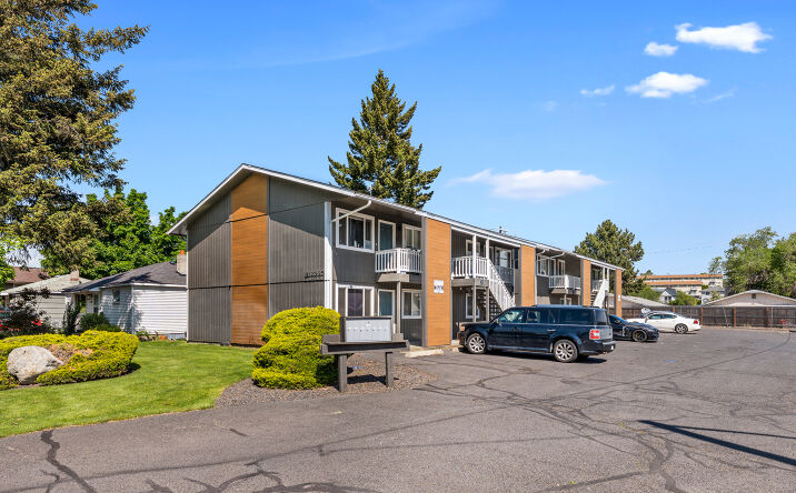 Pictures of Multifamily property located at 3123-3125 E Carlisle Avenue, Spokane, WA 99207 for sales - image #1