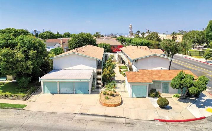 Pictures of Multifamily property located at 2821 Randolph Street, Huntington Park, CA 90255 for sales - image #1