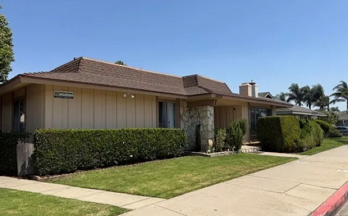 Pictures of Multifamily property located at 16572 Goldenwest Street, Huntington Beach, CA 92647 for sales - image #1