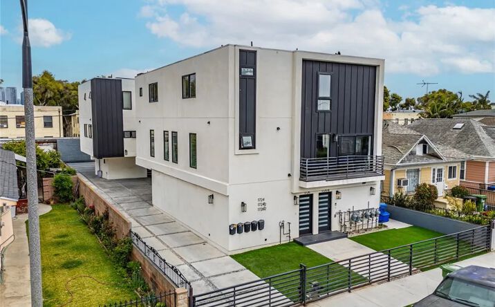Pictures of Multifamily property located at 1724 Menlo Avenue, Los Angeles, CA 90006 for sales - image #1