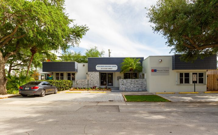 Pictures of Office, Mixed Use property located at 212 Southeast 8th Street, Fort Lauderdale, FL 33316 for sales - image #1