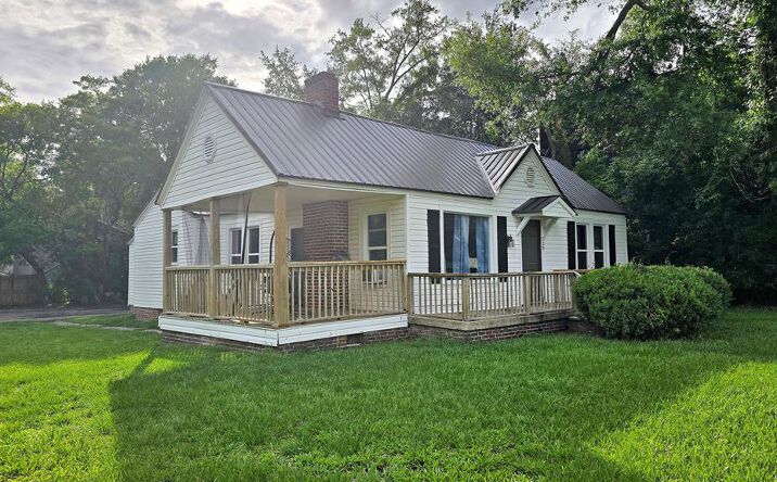 Pictures of Special Purpose property located at 228 Gordon Ave, Thomasville, GA 31792 for sales - image #1