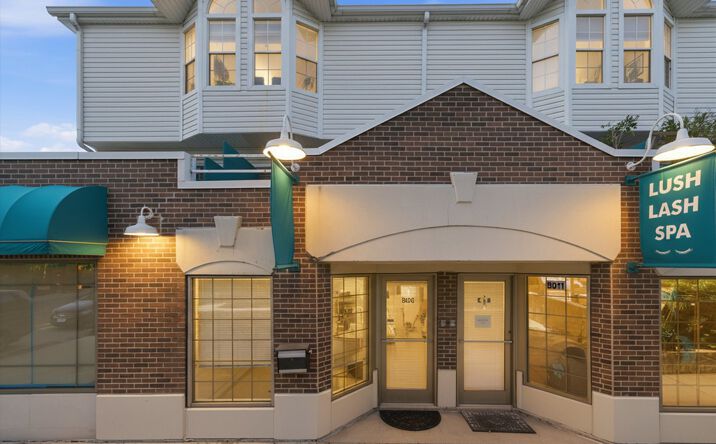 8009 LINCOLN Avenue, Skokie