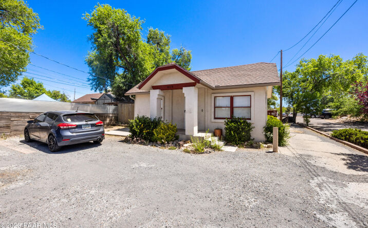 Pictures of Multifamily property located at 615 W Hillside Avenue, Prescott, AZ 86301 for sales - image #1