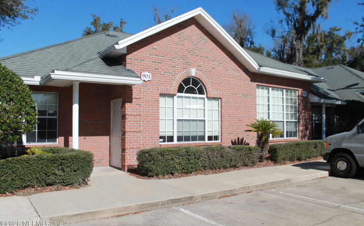 Pictures of Office property located at 6817 SOUTHPOINT Parkway 901, Jacksonville, FL 32216 for sales - image #1