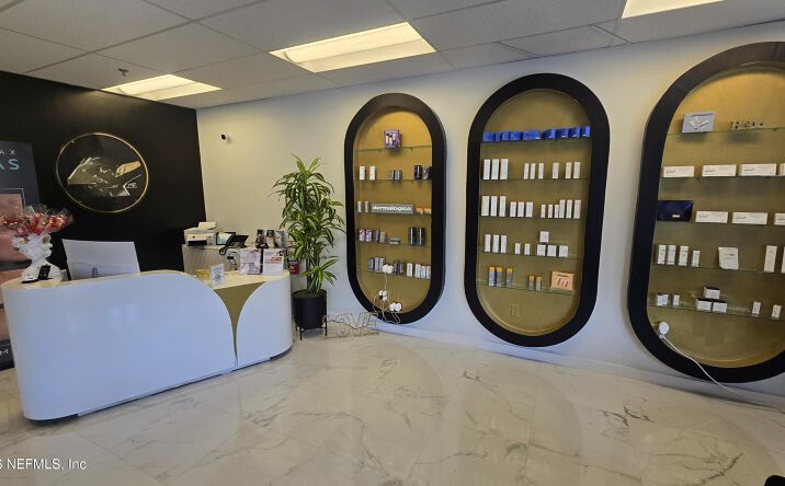 Pictures of Business for Sale, Office, Retail property located at 11362 SAN JOSE Boulevard, Jacksonville, FL 32223 for sales - image #1