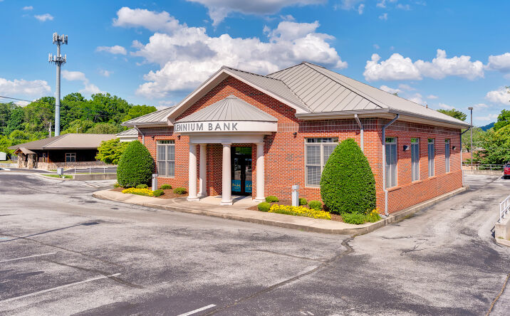 Pictures of Office property located at 4712 HIXSON PIKE, HIXSON, TN 37343-4806 for sales - image #1