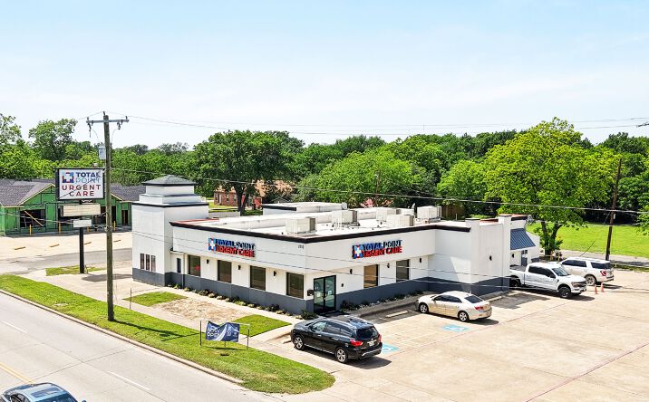 Pictures of Retail, Office property located at 2312 W 7th Ave, Corsicana, TX 75110 for sales - image #1