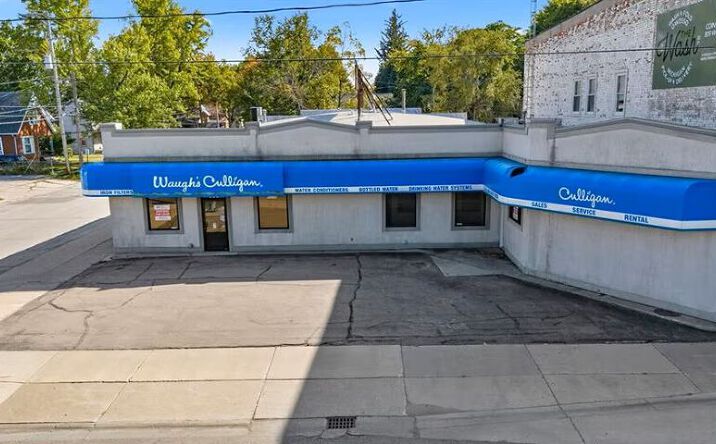 Pictures of Mixed Use, Office, Special Purpose property located at 801 W MAIN ST, OWOSSO, MI 48867-2539 for sales - image #1