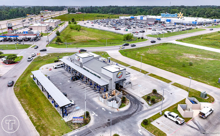 Pictures of Retail property located at 23685 Walton Avenue, New Caney, TX 77357 for sales - image #1