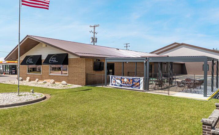 Pictures of Retail property located at 689 Broadway Street, Berlin, WI 54923 for sales - image #1