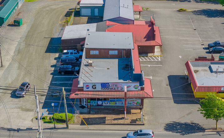 Pictures of Retail property located at 1195 NEWMARK AVE, COOS BAY, OR 97420-3185 for sales - image #1