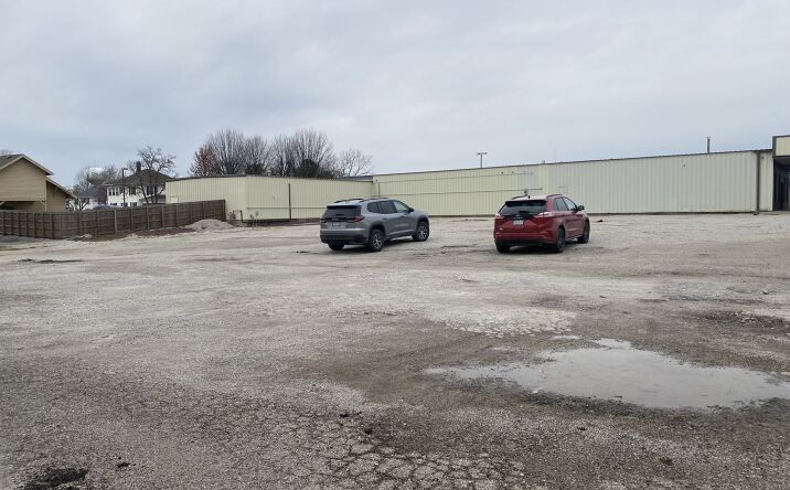 Pictures of Land property located at 828 Washington Street, Chillicothe, MO 64601 for sales - image #1