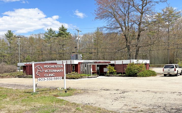 Pictures of Office property located at 438 Gonic Road, Rochester, NH 03839 for sales - image #1
