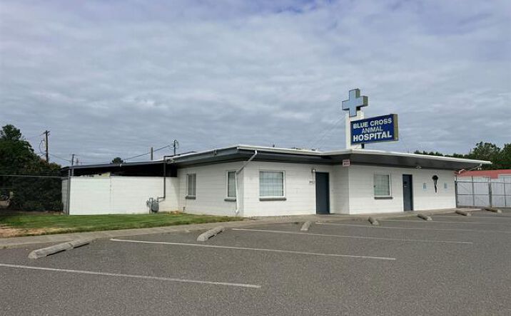 Pictures of Office property located at 1912 N 4th Ave, Pasco, WA 99301 for sales - image #1