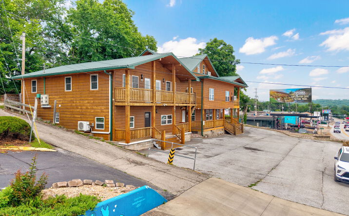 Pictures of Hospitality property located at 205 South 2nd Street, Branson, MO 65616 for sales - image #1