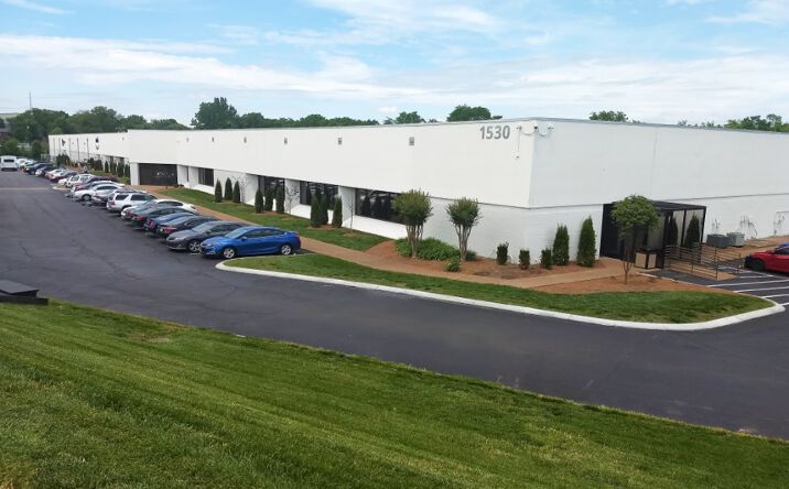 Pictures of Retail, Industrial property located at 1530 Antioch Pike, Nashville, TN 37013 for sales - image #1