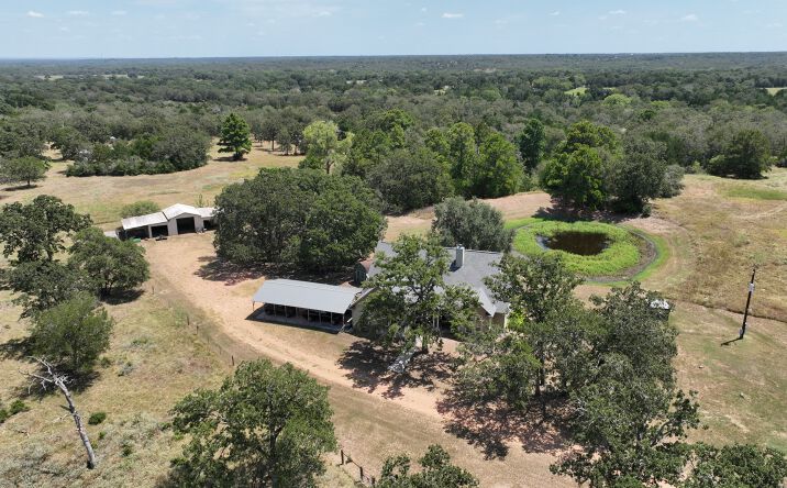 Pictures of Land property located at 213 Joe Cole Ln, Smithville, TX 78957 for sales - image #1