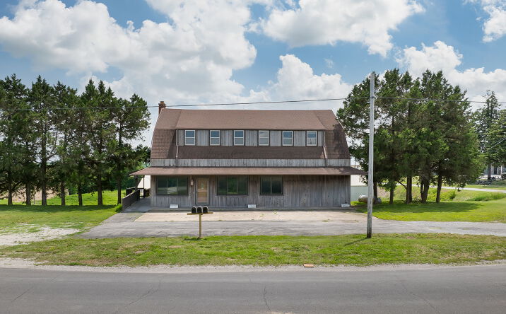 Pictures of Office, Industrial, Mixed Use property located at 802 Nodaway Street, Oregon, MO 64473 for sales - image #1