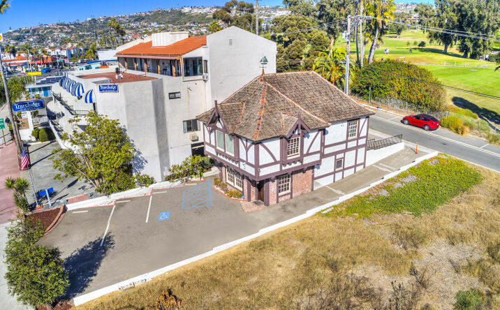Pictures of Retail, Office, Mixed Use property located at 2449 S EL CAMINO REAL, SAN CLEMENTE, CA 92672 for sales - image #1