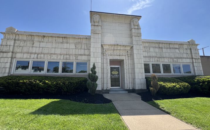 Pictures of Retail, Office, Mixed Use property located at 810 NOBLESTOWN RD, CARNEGIE, PA 15106-1228 for sales - image #1