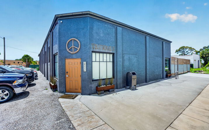 Pictures of Retail, Office, Special Purpose property located at 2500 Emerson Avenue South, St. Petersburg, FL 33712 for sales - image #1