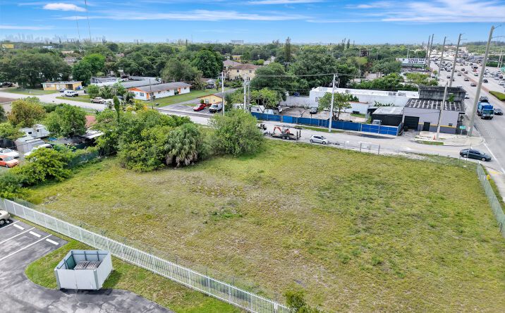 Pictures of Land property located at 2591 S STATE RD 7, WEST PARK, FL 33023 for sales - image #1