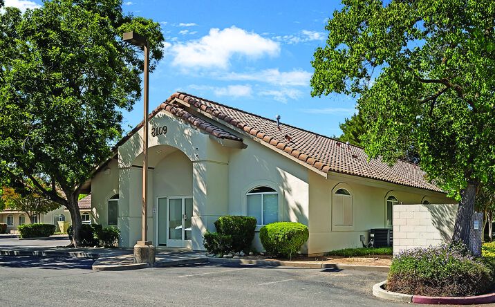 Pictures of Office property located at 8109 Laguna Boulevard, Elk Grove, CA 95758-7946 for sales - image #1